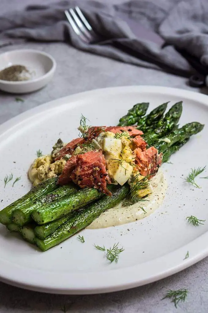 Crushed Asparagus with smoked salmon sauce topped with creamy cold sauce Gribiche makes a great brunch, lunch or dinner.