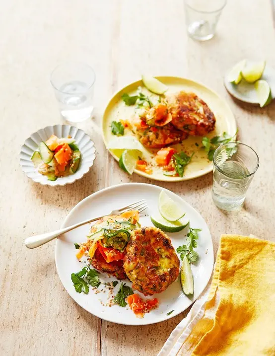 Hot-smoked salmon can be accompanied by fresh lime, cheese or spicy sauce.