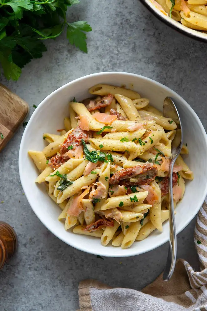 This easy to cook one pot pasta recipe is great to pull on a weeknight.