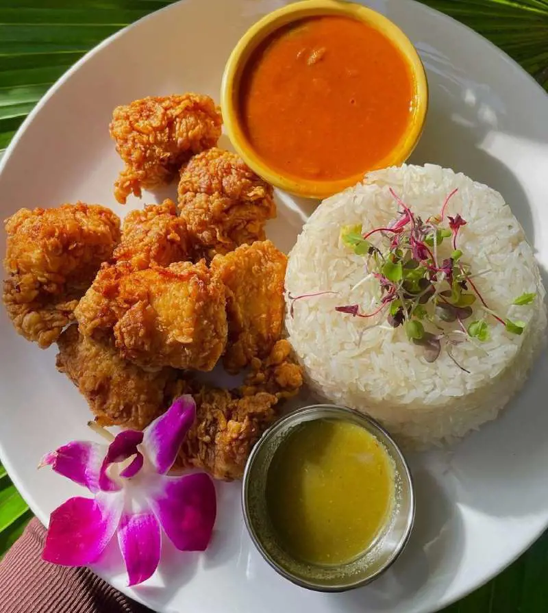 Chicharrones de pollo: crispy fried chicken bites marinated in Latin spices, wrapped in a super crunchy crust